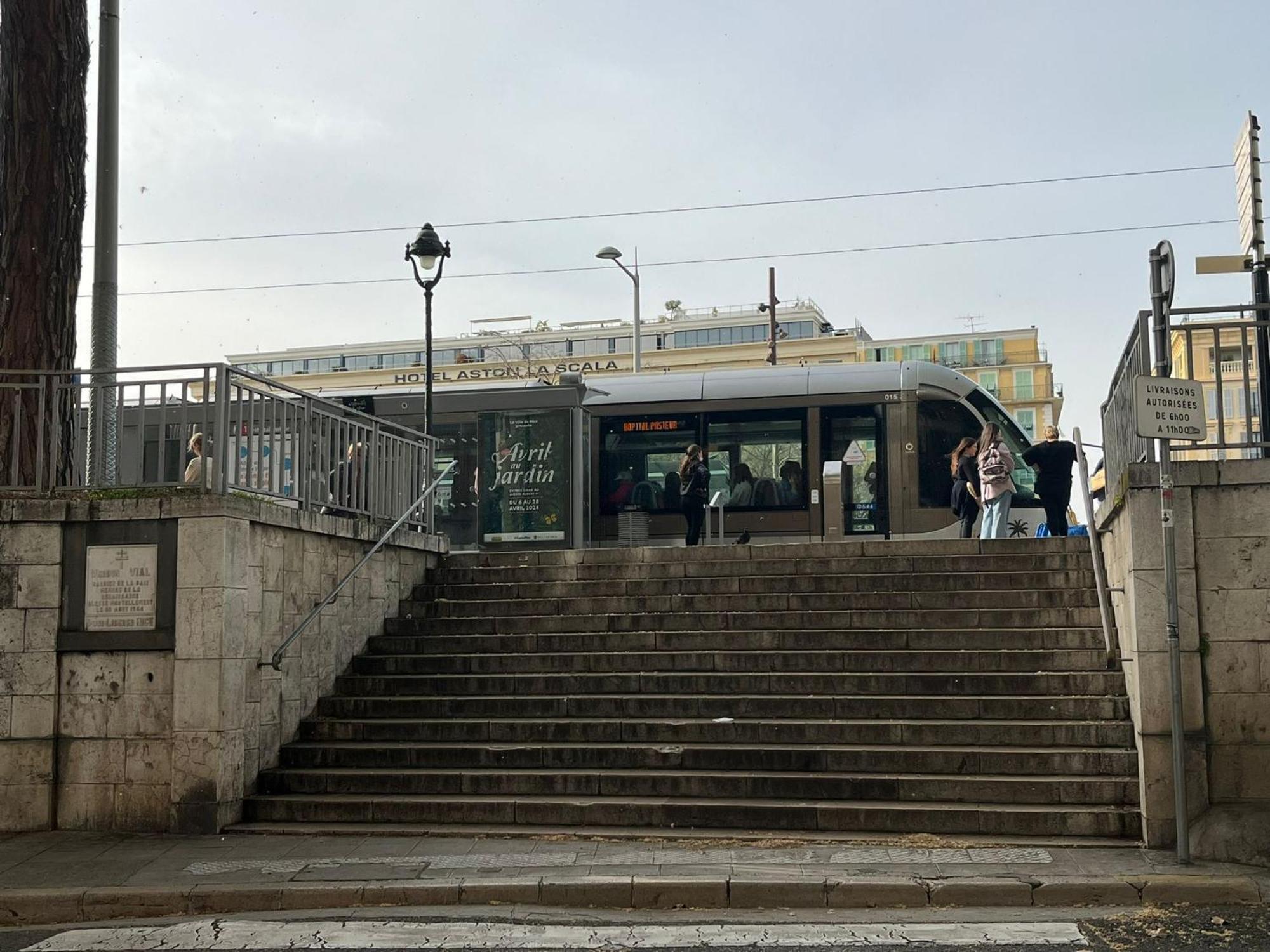 Studette En Plein Coeur Du Vieux نيس المظهر الخارجي الصورة